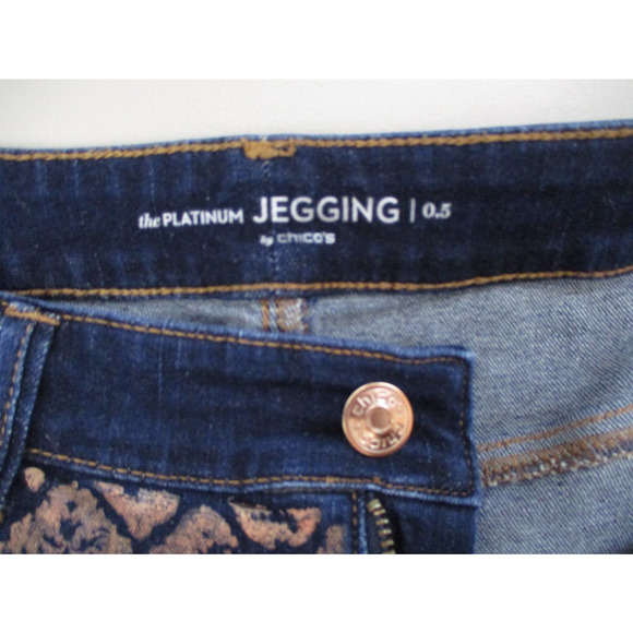 Chicos The Platinum Jegging Jeans Size 0.5 Small 6 Gold Coated Dark Wash 32x27 - Picture 11 of 14